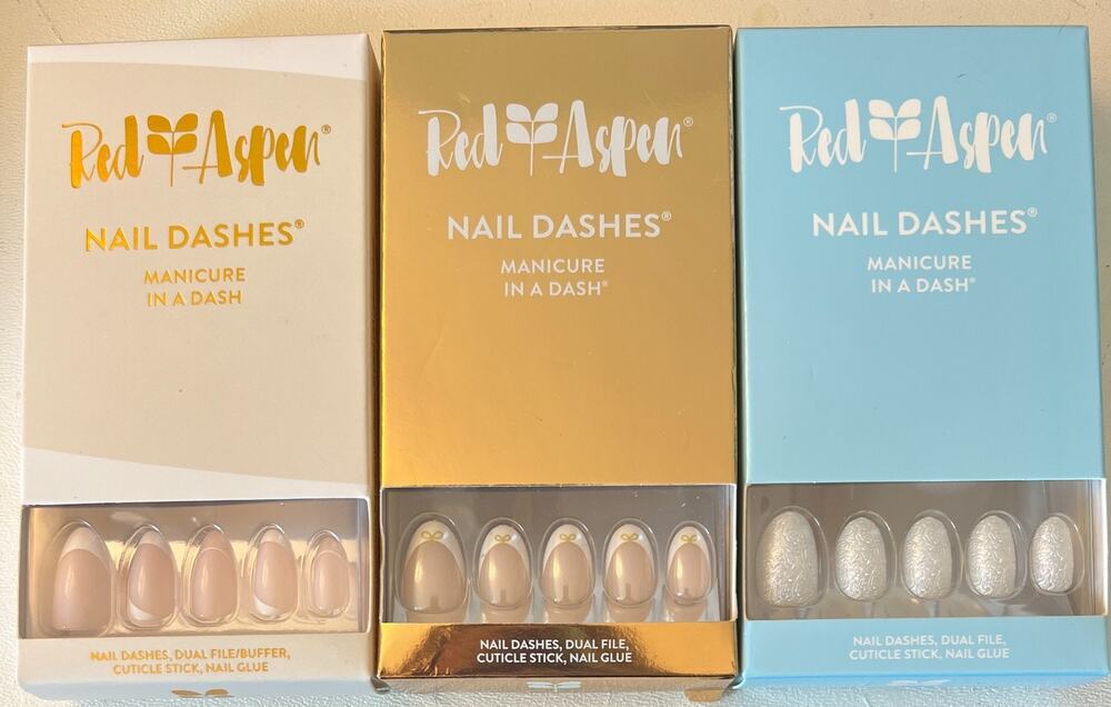Red Aspen Press On Nails, Medium Coffin, 3 Brand NEW Full Sets Fast shipping